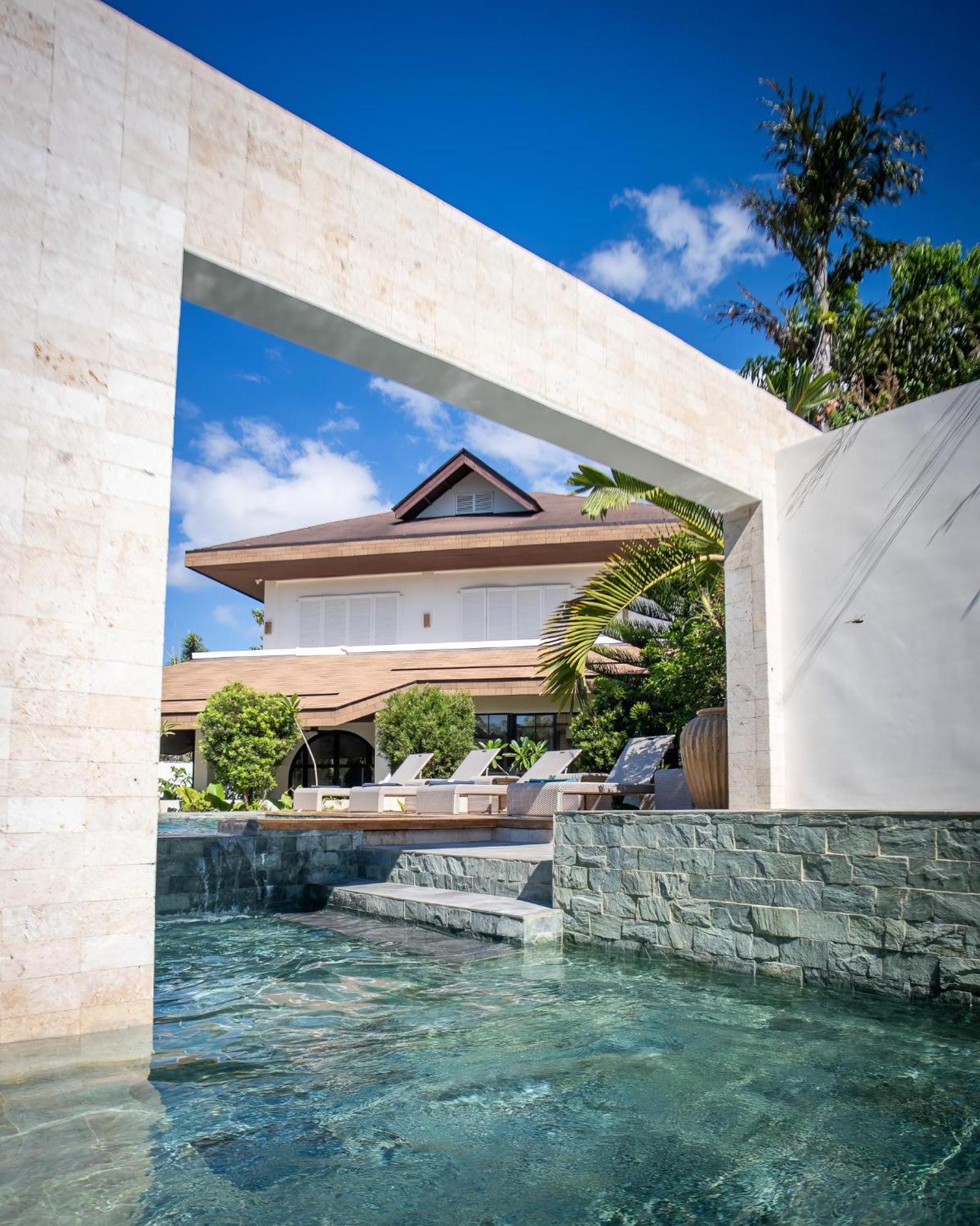 Sustainable Luxury In Alona Villa Bolod  Exterior photo