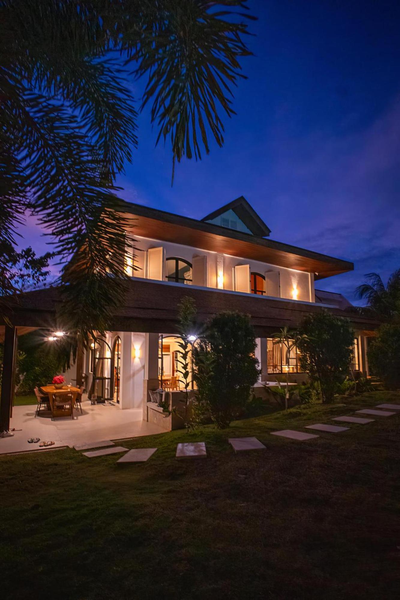 Sustainable Luxury In Alona Villa Bolod  Exterior photo